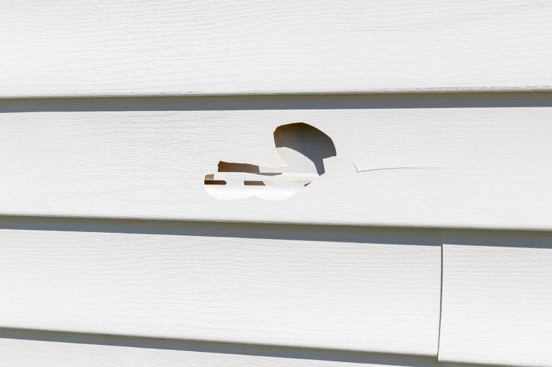 Seam Repair in Vinyl Siding